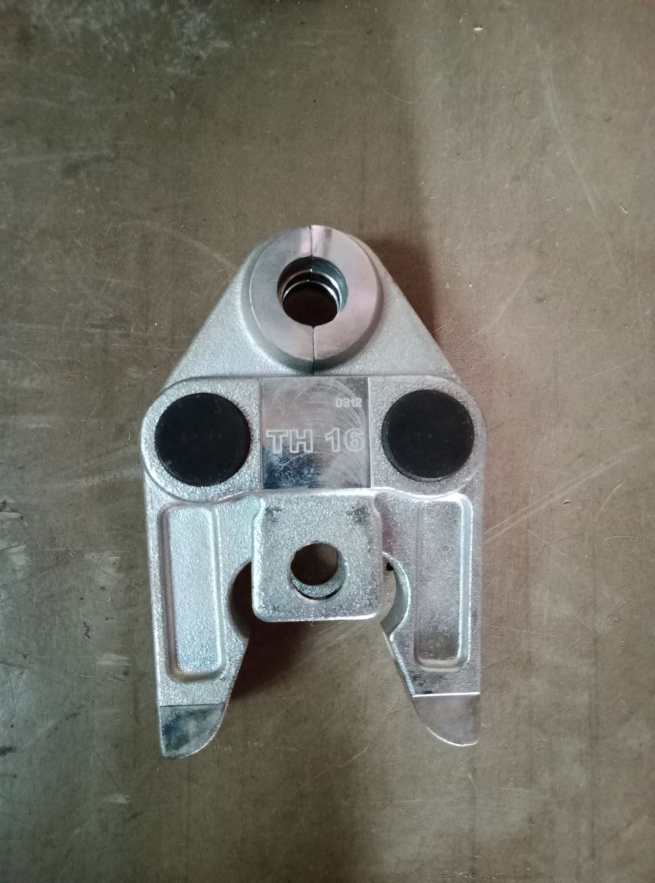 Pressbacke Kontur TH16